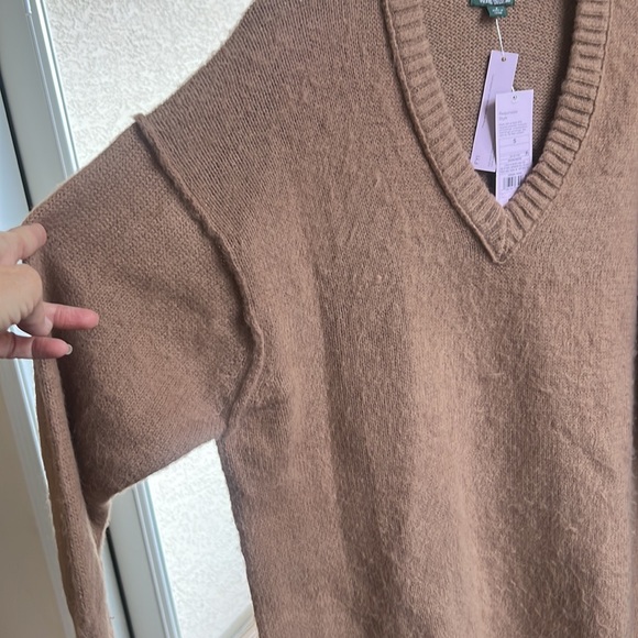 Super soft chunky neutral toffee, recycled polyester fuzzy V neck Tunic sweater - Picture 2 of 8